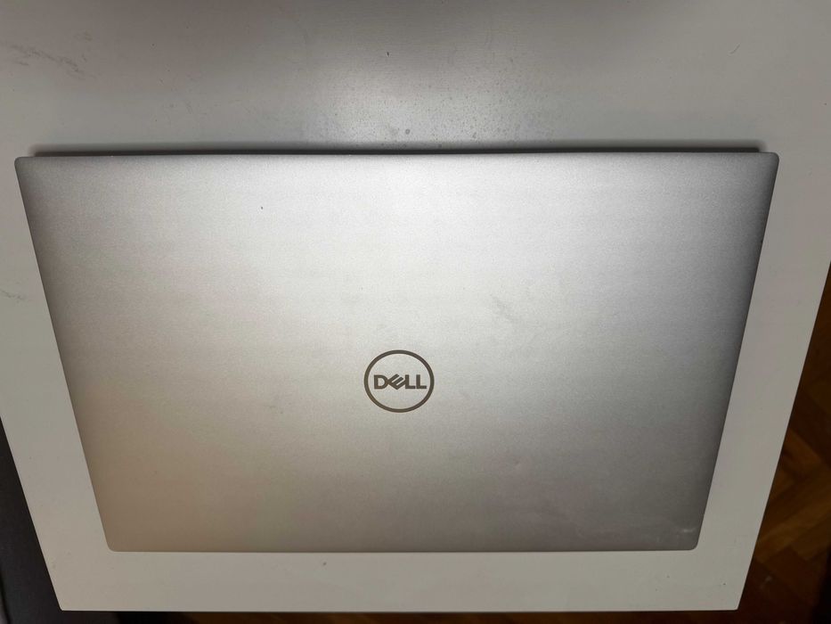 Dell XPS 9520 OLED