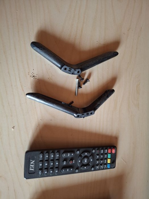 Televizor LED marca NEI