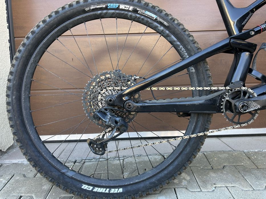 Vand bicicleta mtb super enduro Canyon Torque 29 CF7 M full-suspension carbon model 2022