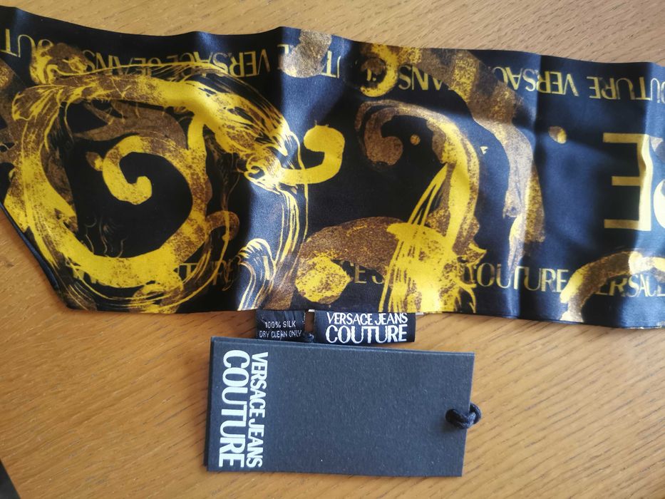 Versace jeans couture оригинален шал нов неизползван