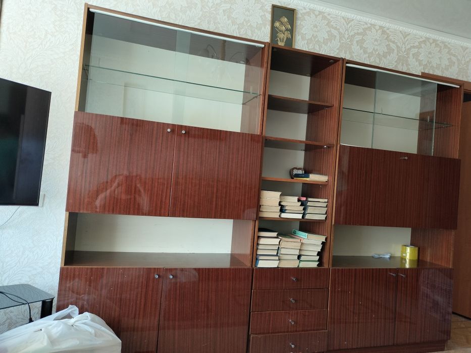 Продам стенку-горку.