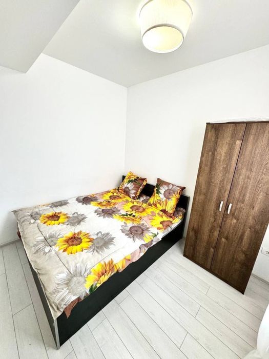 Inchiriez apartament 2 camere langa statie autobuz