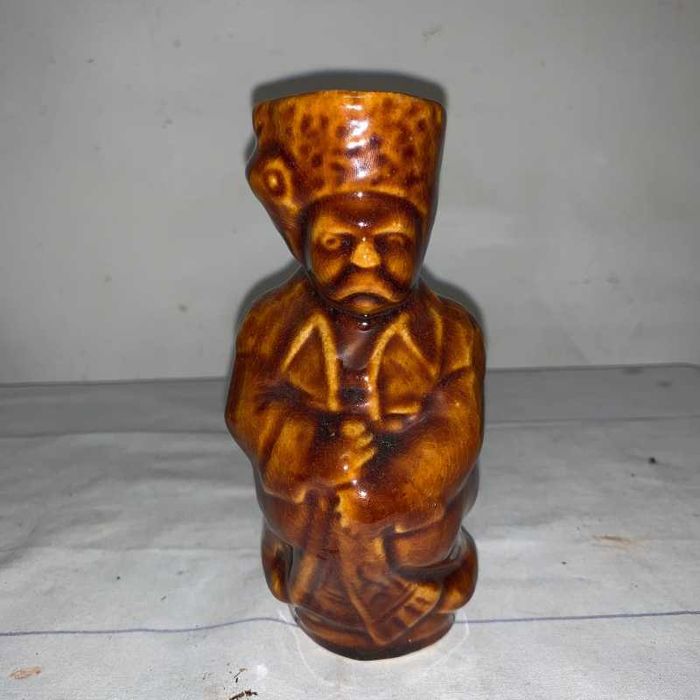 Set sticla regat cu sase pahare de vin