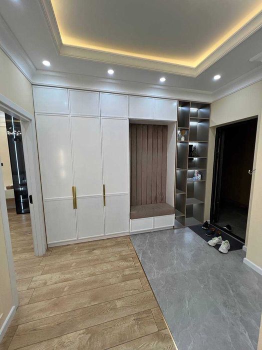 Сдаю  по скидке шикарную кв-ру 3-ком 9/10 ЖК Парквуд ул.Нукуская Р1