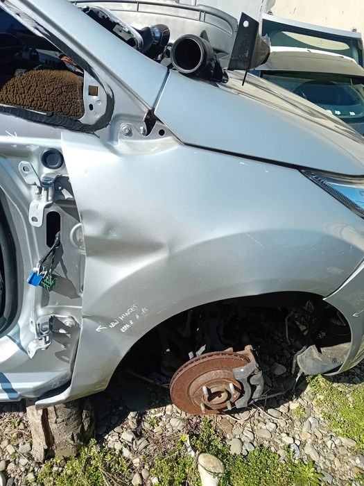 Fata completa Ford Fiesta 2013