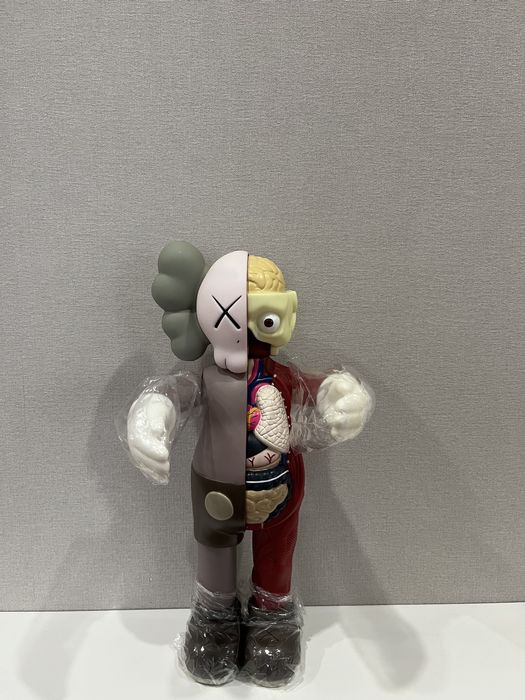Фигурка Kaws 33см