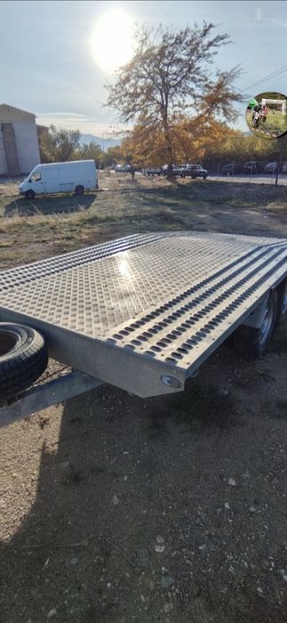 Товарно рамарке с лебетка