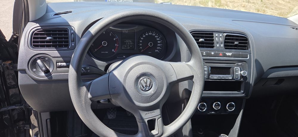 VOLKSWAGEN Polo 2012 — imagine 3