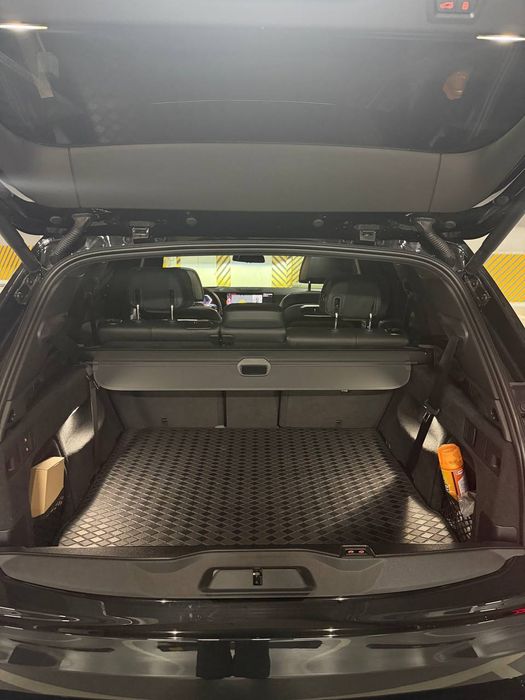BMW X5 black 2023