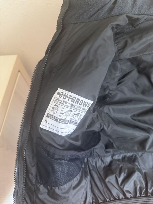 Продам 2 куртку columbia для девочки