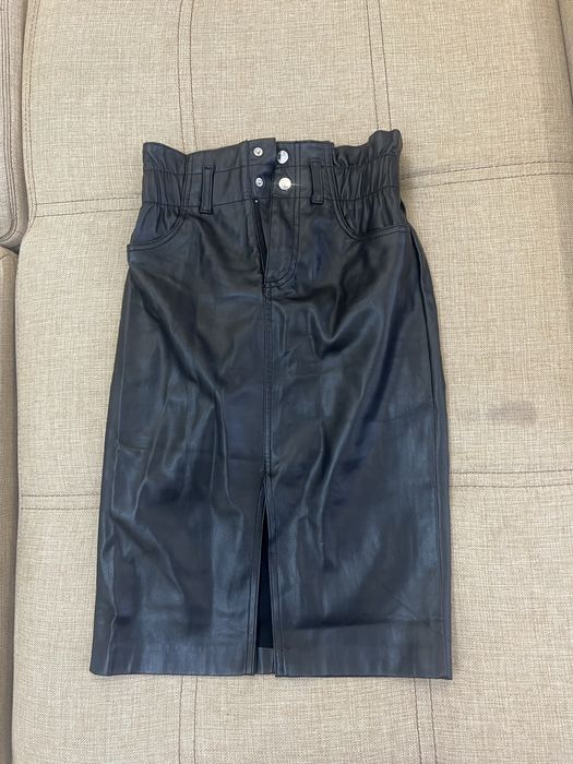 Продаетсч кожанная юбка