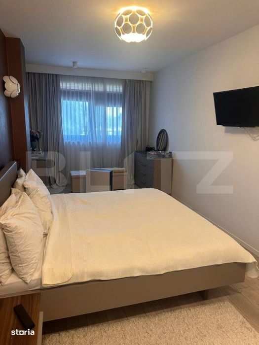 Apartament 4 camere, 160 mp, et.3, zona Calea Severinului-Bila
