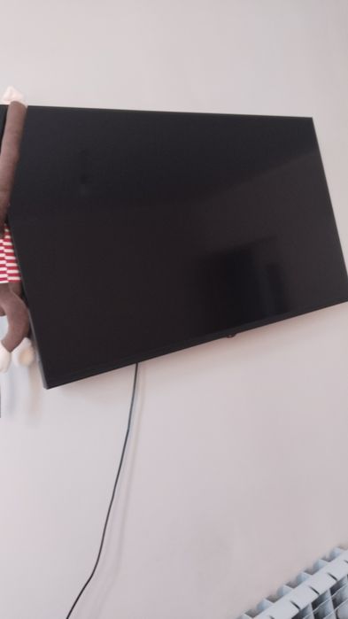 Продам телевизор в отличном состоянии новый