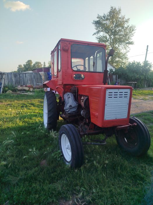 Продам трактор т25