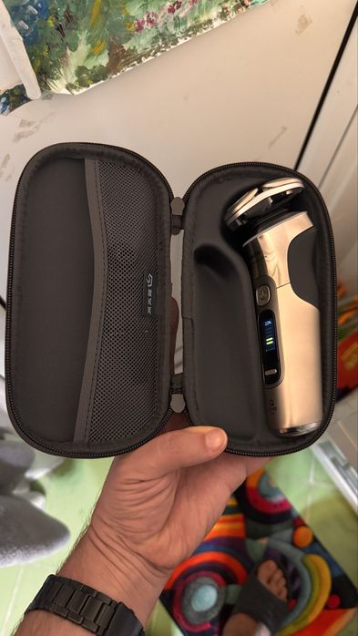 Самобръсначка Philips i9000 Prestige Ultra