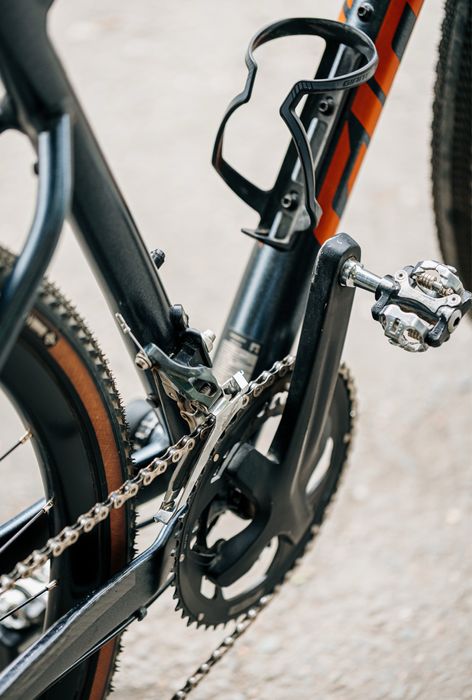 Велосипед Giant Revolt 2