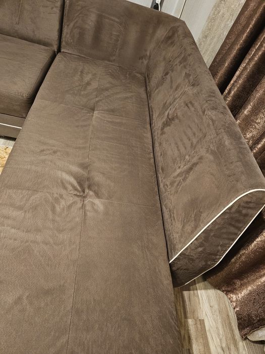 Разтегателен диван