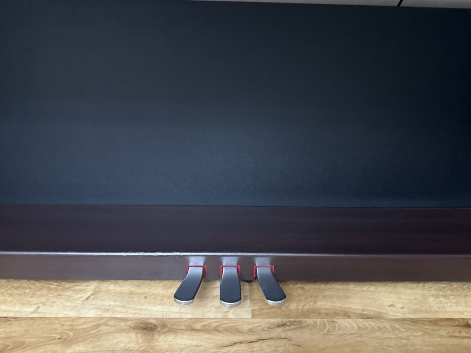 Продам цифровой электро пианино