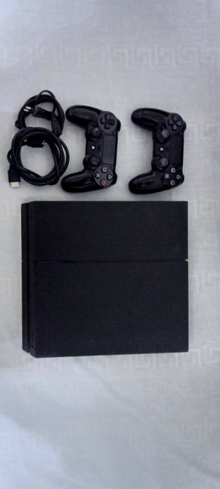 PS4 /1 TB./2 wireless orig. Controller