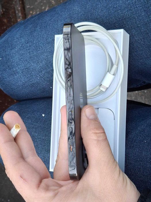 iPhone 14 Pro 128GB + Аксесоари