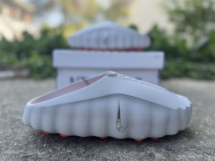Papuci Nike Mind 001