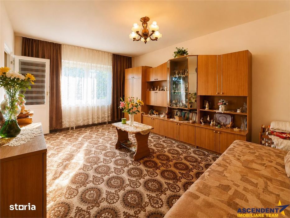 Apartament 2 camere, decomandat, etaj 2,  Lenin, Sfantu Gheorghe