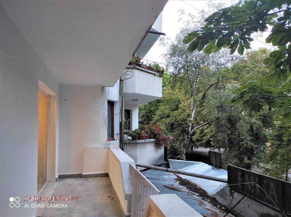 Продава се Тристаен апартамент в Кюстендил, Христо Ботев - 109 кв.м за 1200 €/кв.м - Снимка #10