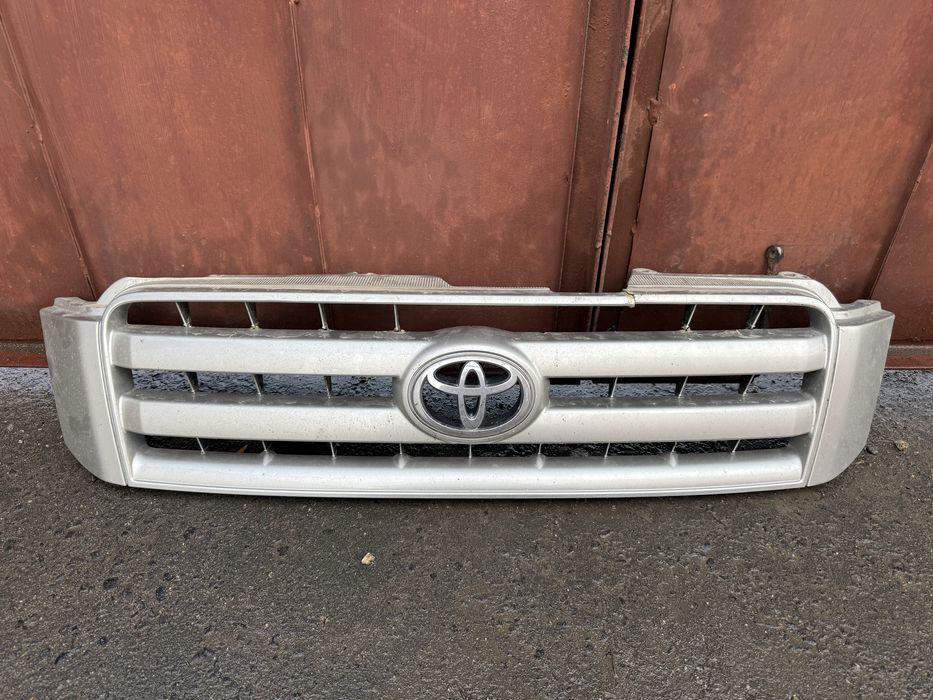 Решетка радиатора Хайландер с 2003 по 2007 год рестайлинг