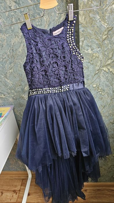 Продам детское платье.