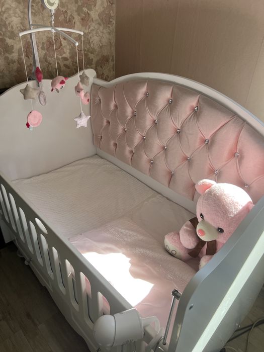 Бебешко легло/кошара/ тапицирано