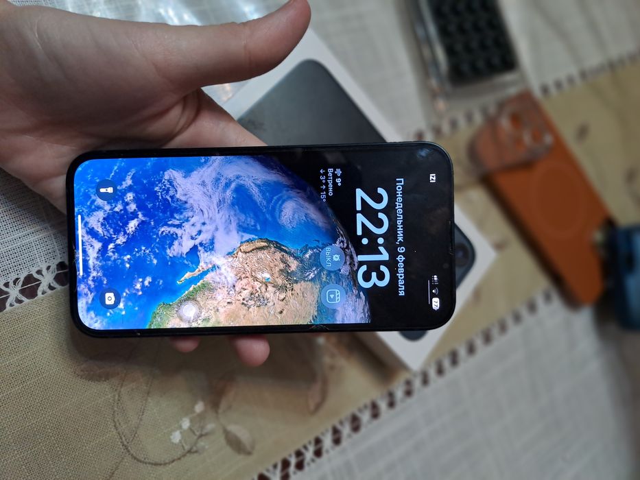 Продается Айфон 13