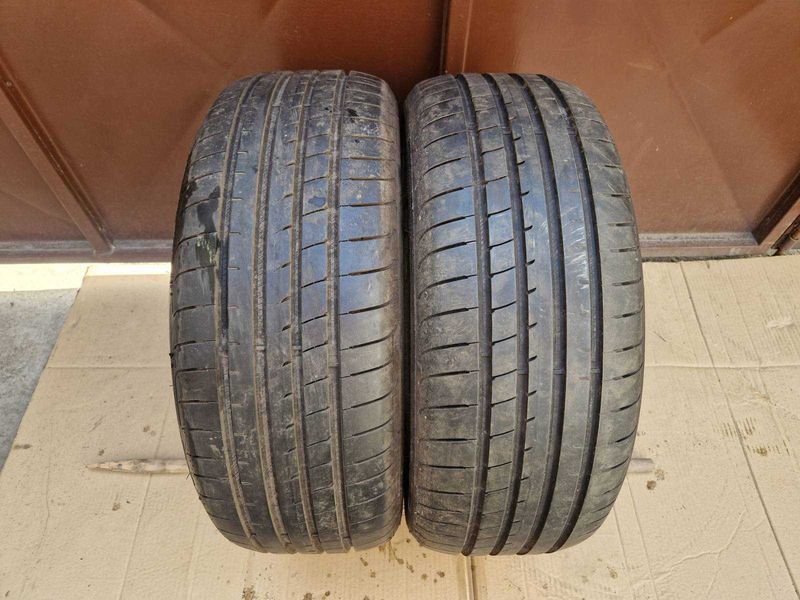 2 Goodyear R18 215/45
летни гуми
DOT4620