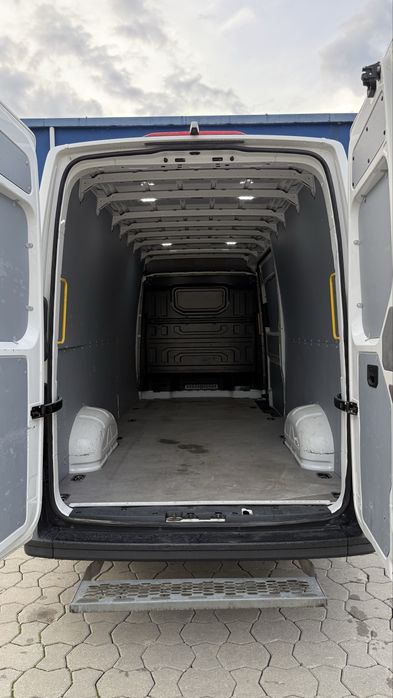 VW Crafter lung si inalt