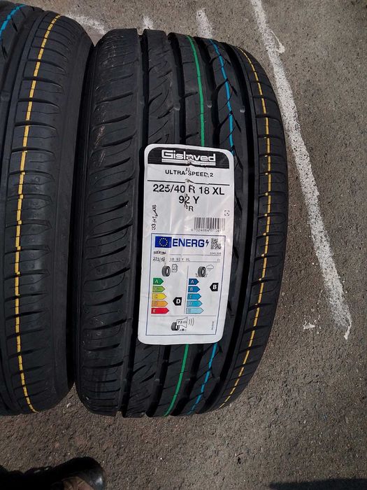 225/40/18 Гиславед ДОТ 2022 г - ЧИСТО НОВИ