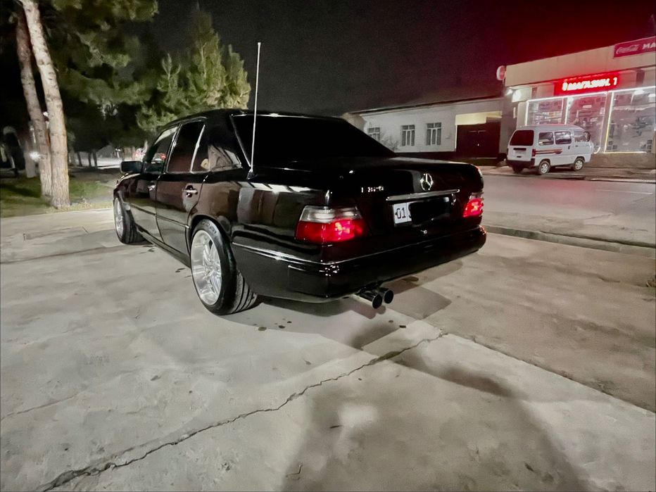 Mersedes Benz w124 E320