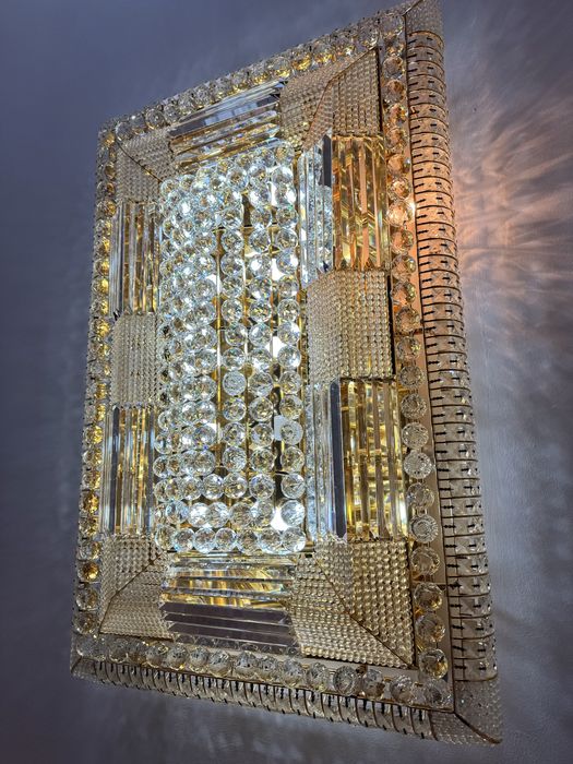 Шикарная люстра 75*115 см