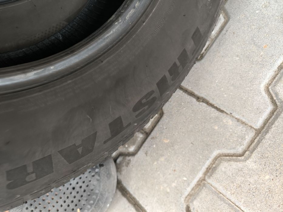 Гуми 215 70 16  дот4422