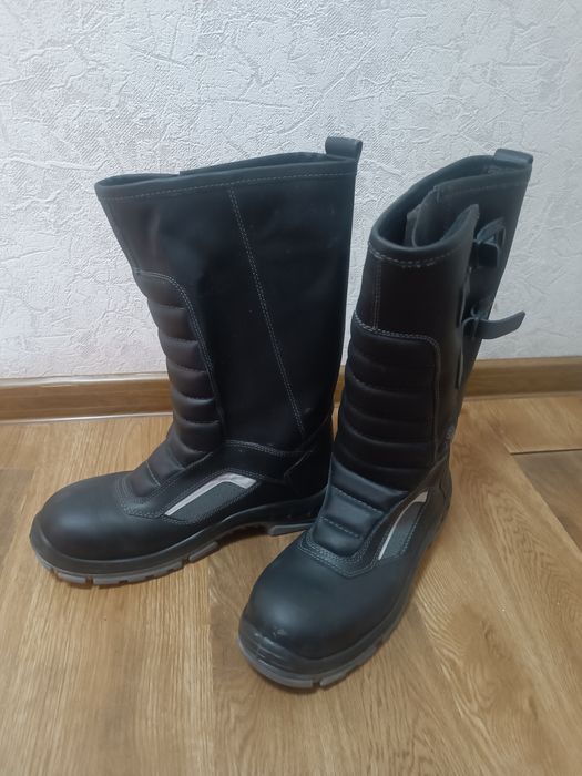 Мужские сапоги размер 44