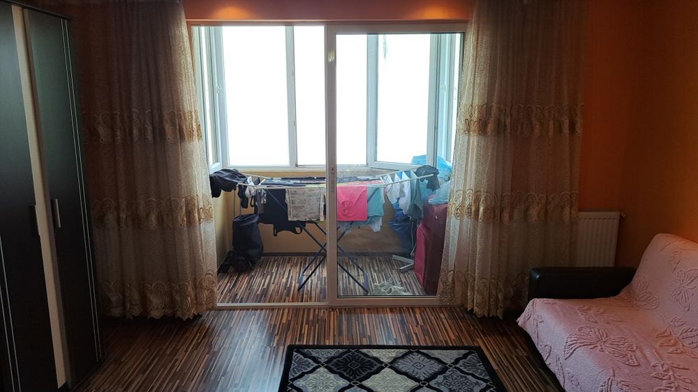 Vand apartament 3 camere, micro 3.