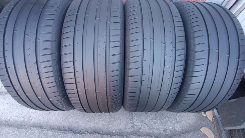 275/45/21 Michelin