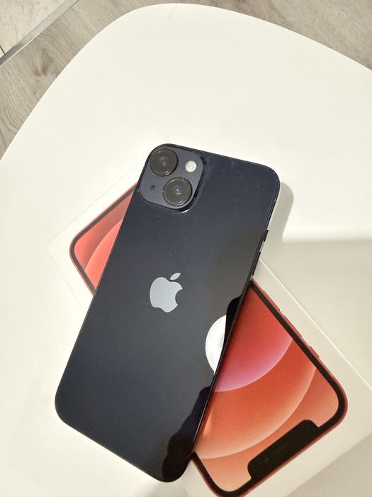 Iphone 14  midnight / iphone 12 red