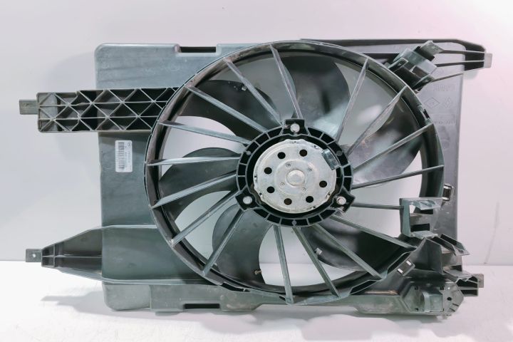 Electroventilator Racire Apa 8200151465R Renault Scenic a 2-a generat