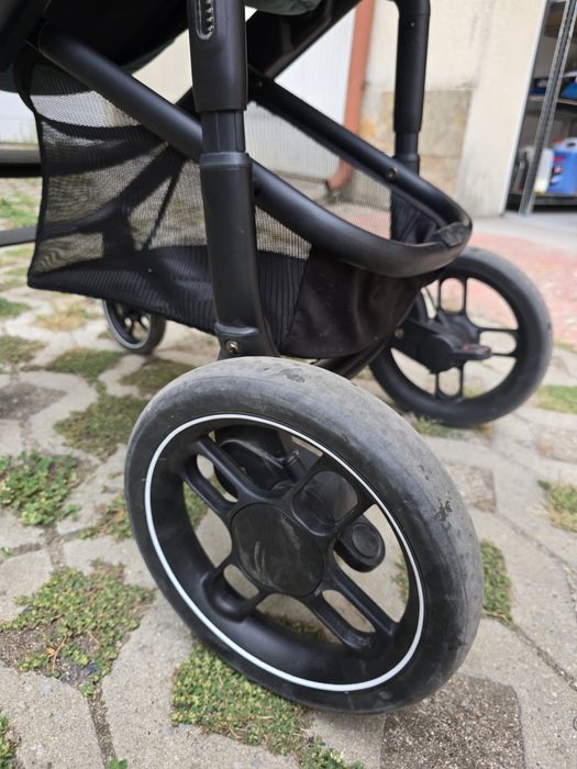 Количка Maxi Cosi Plazza 2в1 + кошница + аксесоари