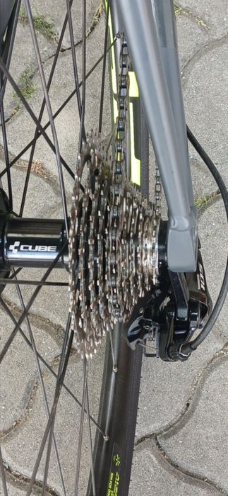 CUBE Cross,Гравел ,2022год, 28,цола  2×11 ск, шимано105,