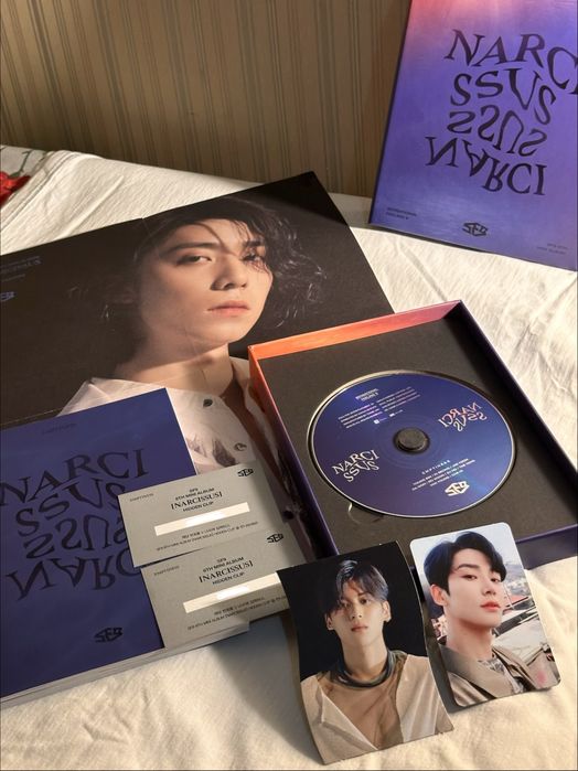Кпоп альбом SF9 (Narcissus - Emptiness)