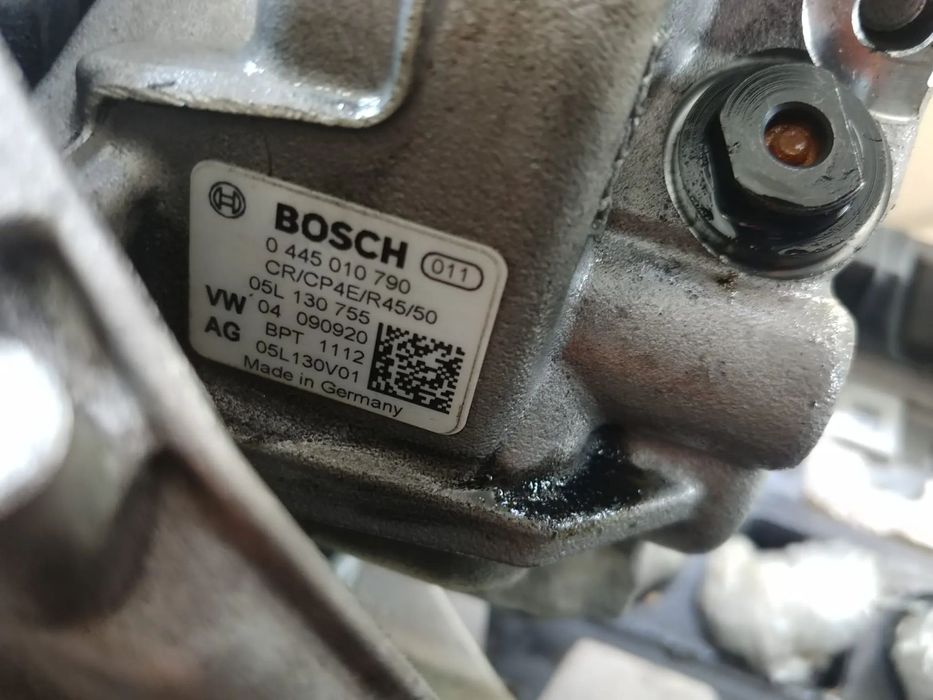 pompa inalta dsr 2.0 tdi audi a3 8ys vw golf 8 0445010790  05l130755