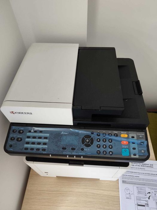 Imprimanta laser multifunctionala