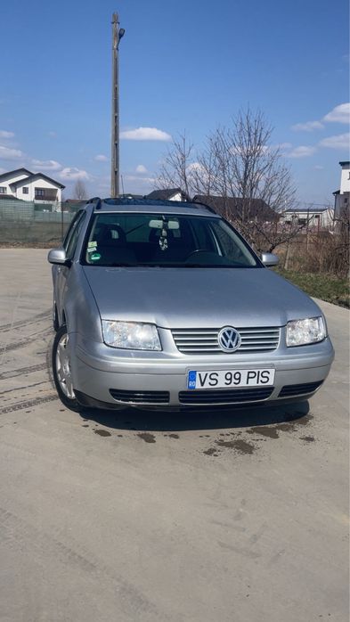 Vând Volswagen Bora