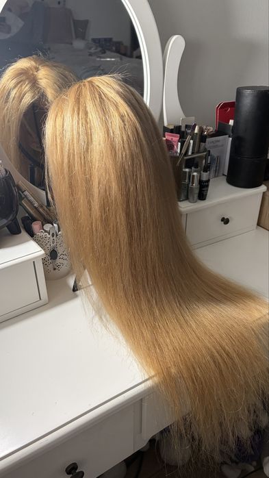Peruca 100% Păr Natural Belher 60 cm Blond Inchis Cenusiu Model Patty