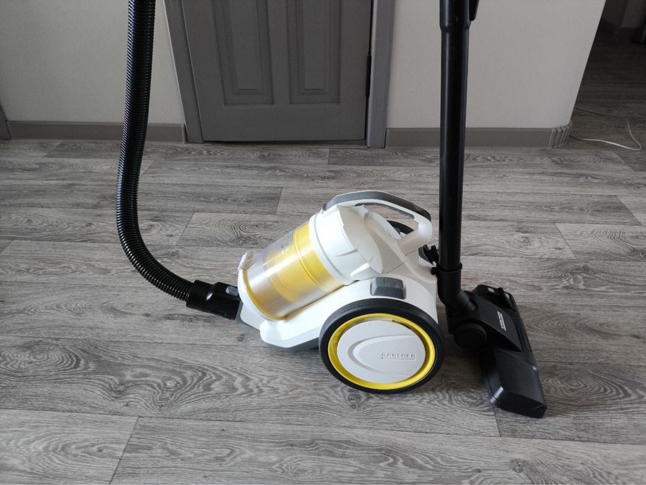 Продам пылесос Karcher